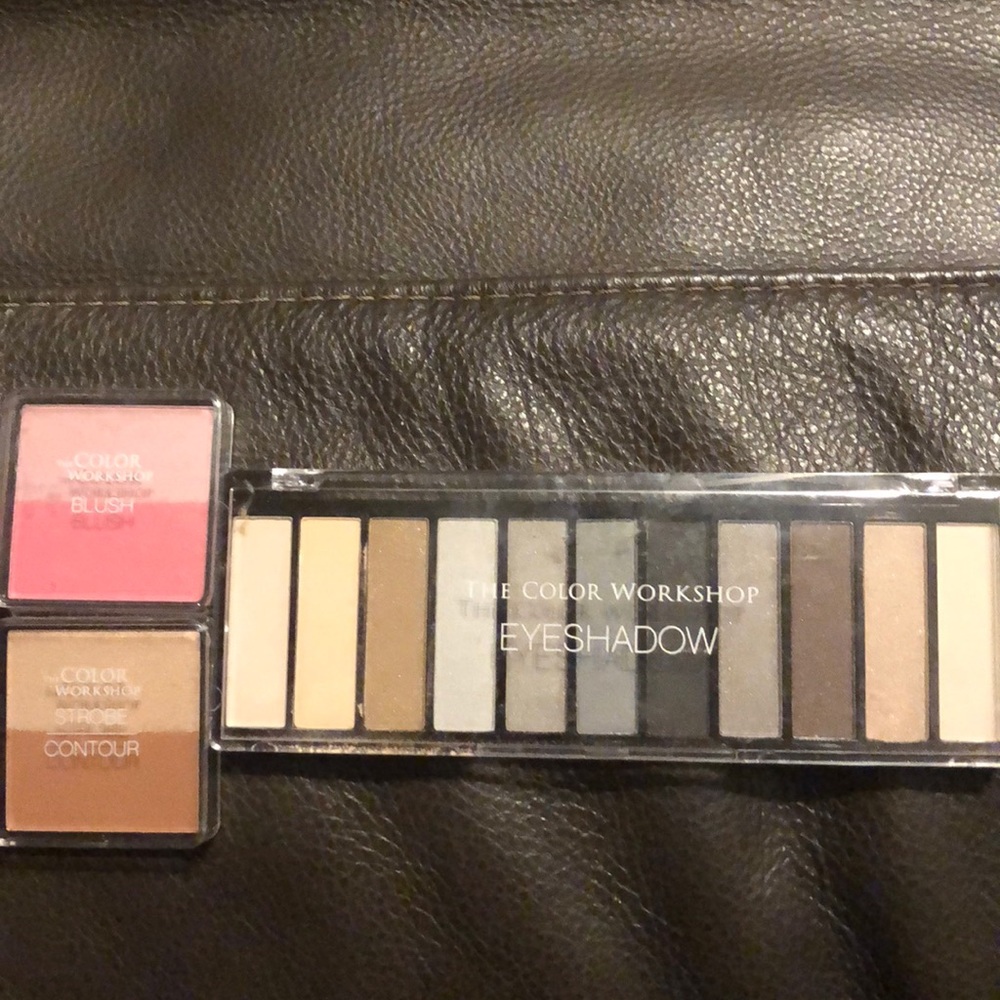 Makeup bundle